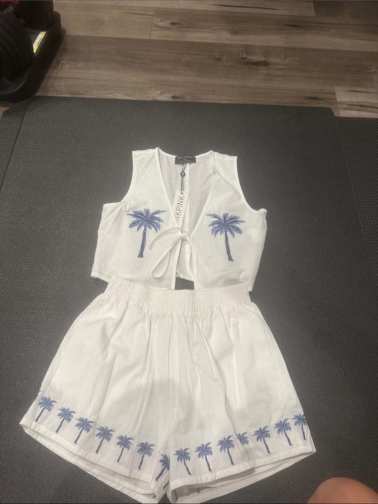 MINKPINK Pants - MINKPINK White High Waist Shorts Set with Blue Palm Embroidery